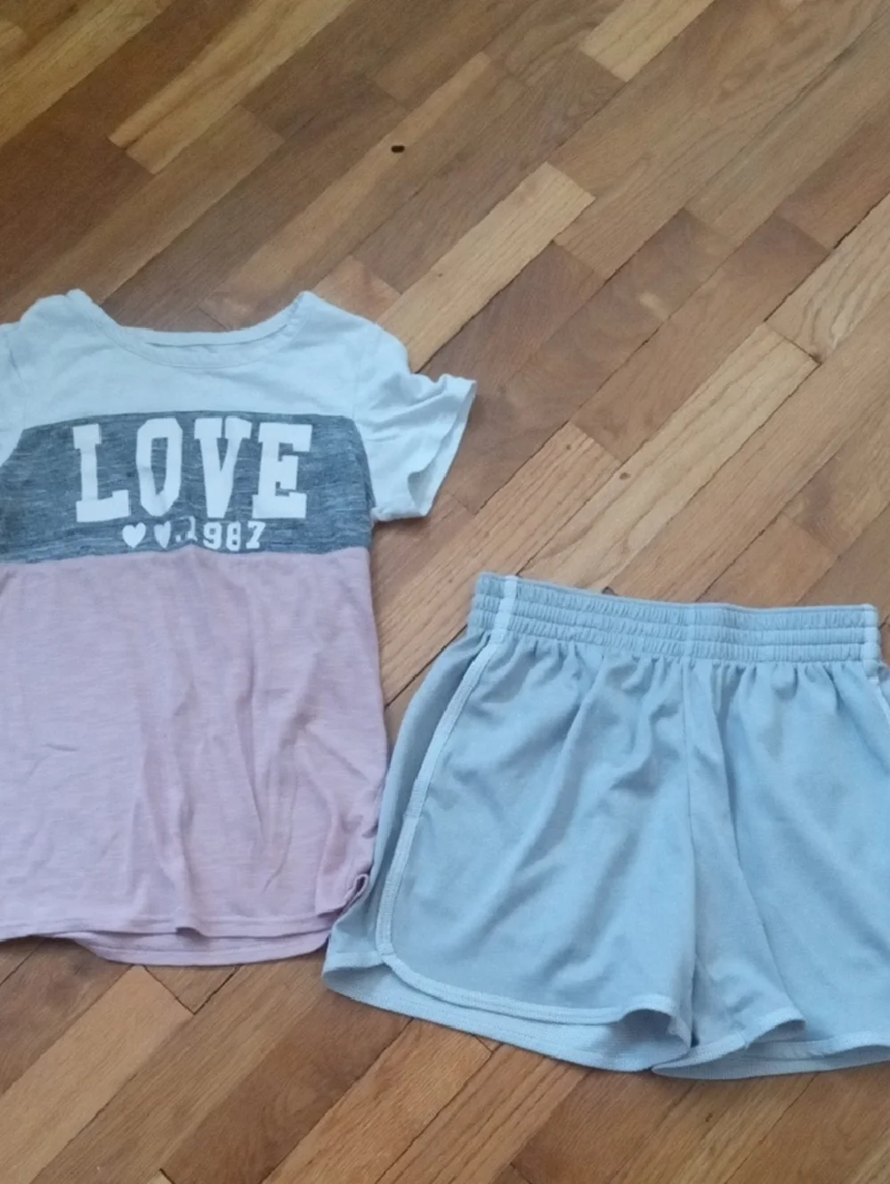 girl xl gray athletic shorts and tee